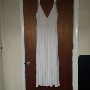White maxi dress